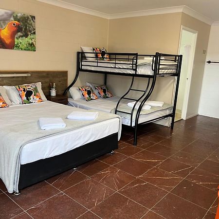 تاونسفيل Spanish Lace Motor Inn المظهر الخارجي الصورة