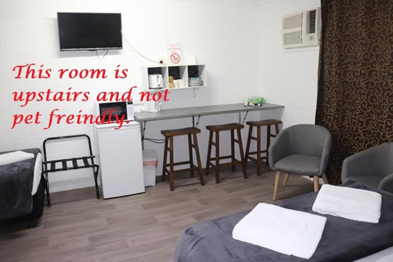 تاونسفيل Spanish Lace Motor Inn المظهر الخارجي الصورة